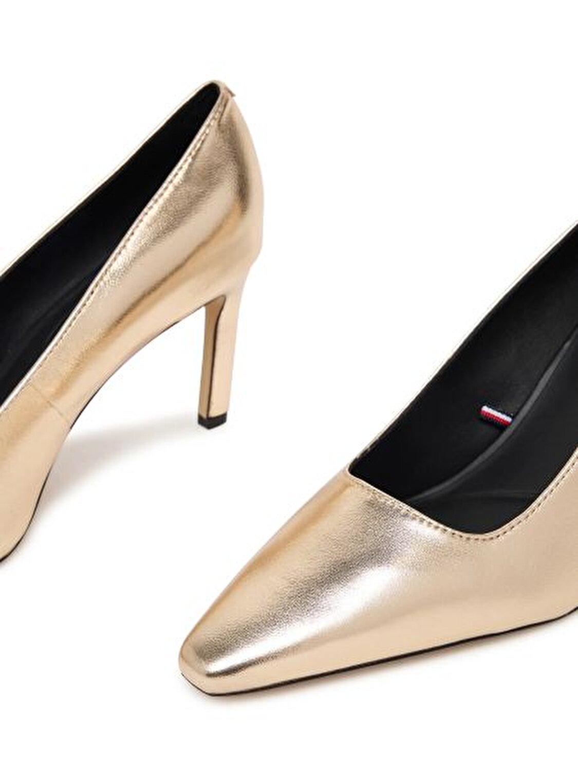 TH LOGO METALLIC PUMP SLANTED HL