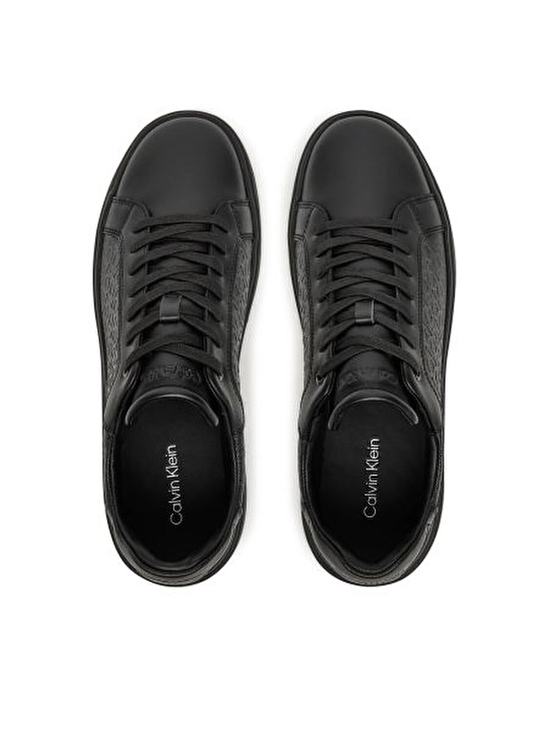 CHUNKY LOW TOP LACE UP MONO