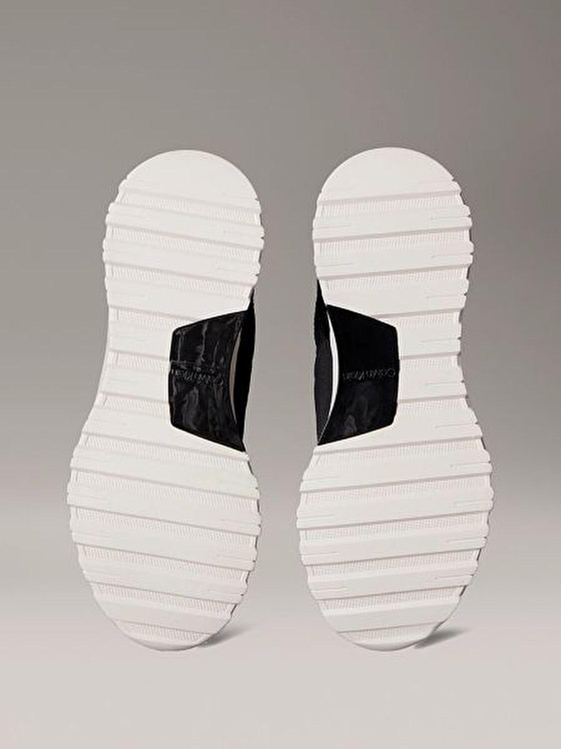 RUNNER LACE UP MESH MIX