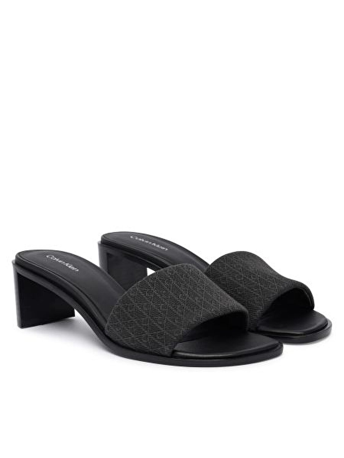 SİYAH KADIN TOPUKLU SANDALET