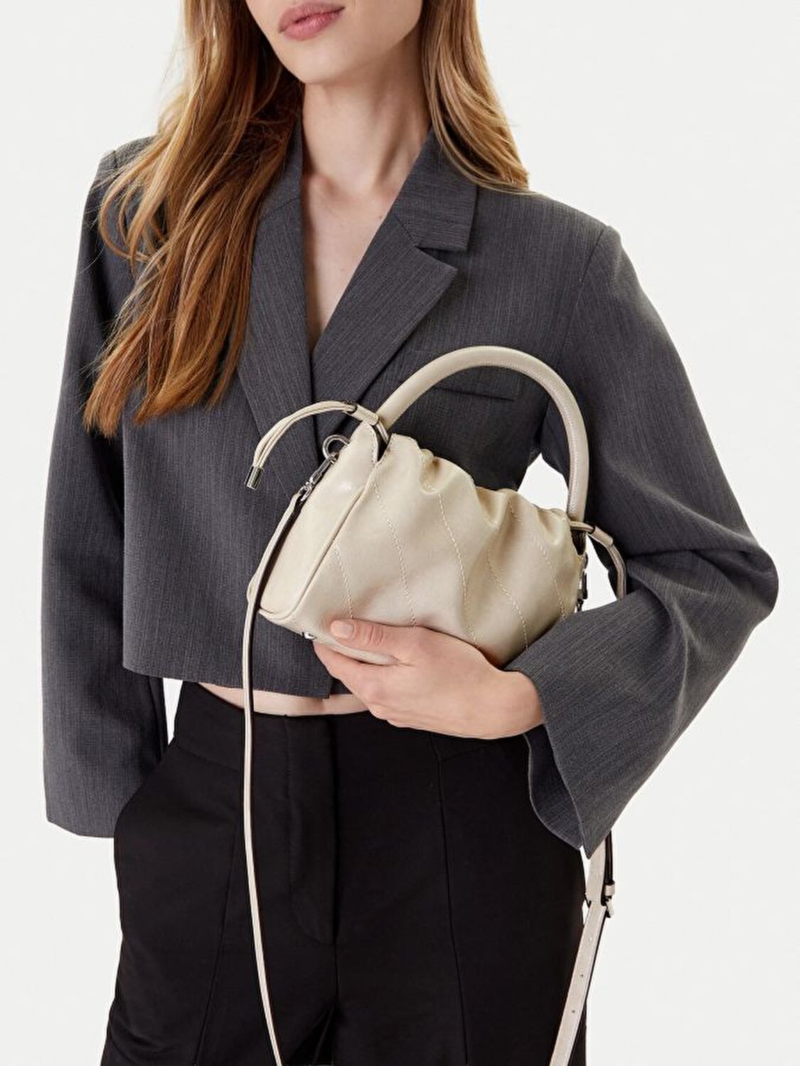 AMYS DRAWSTRING CROS