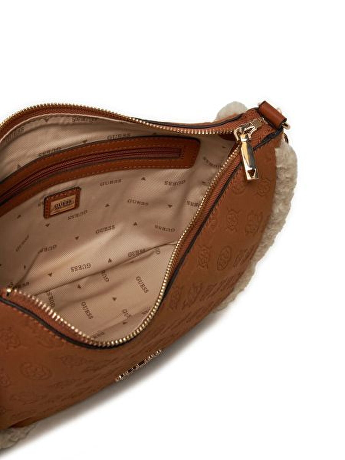 DAVIKA HOBO
