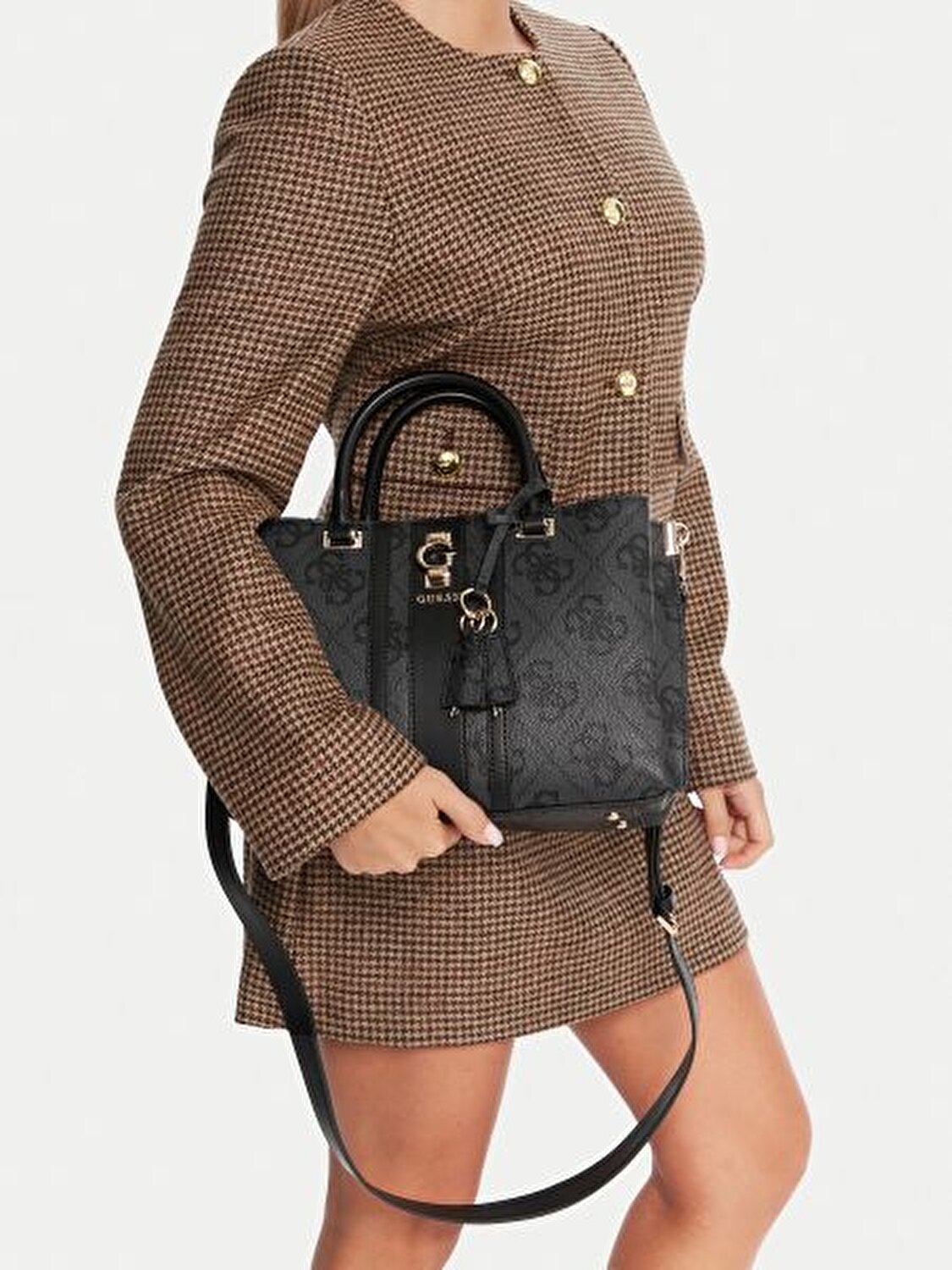 ERENIA GIRLFRIEND SA