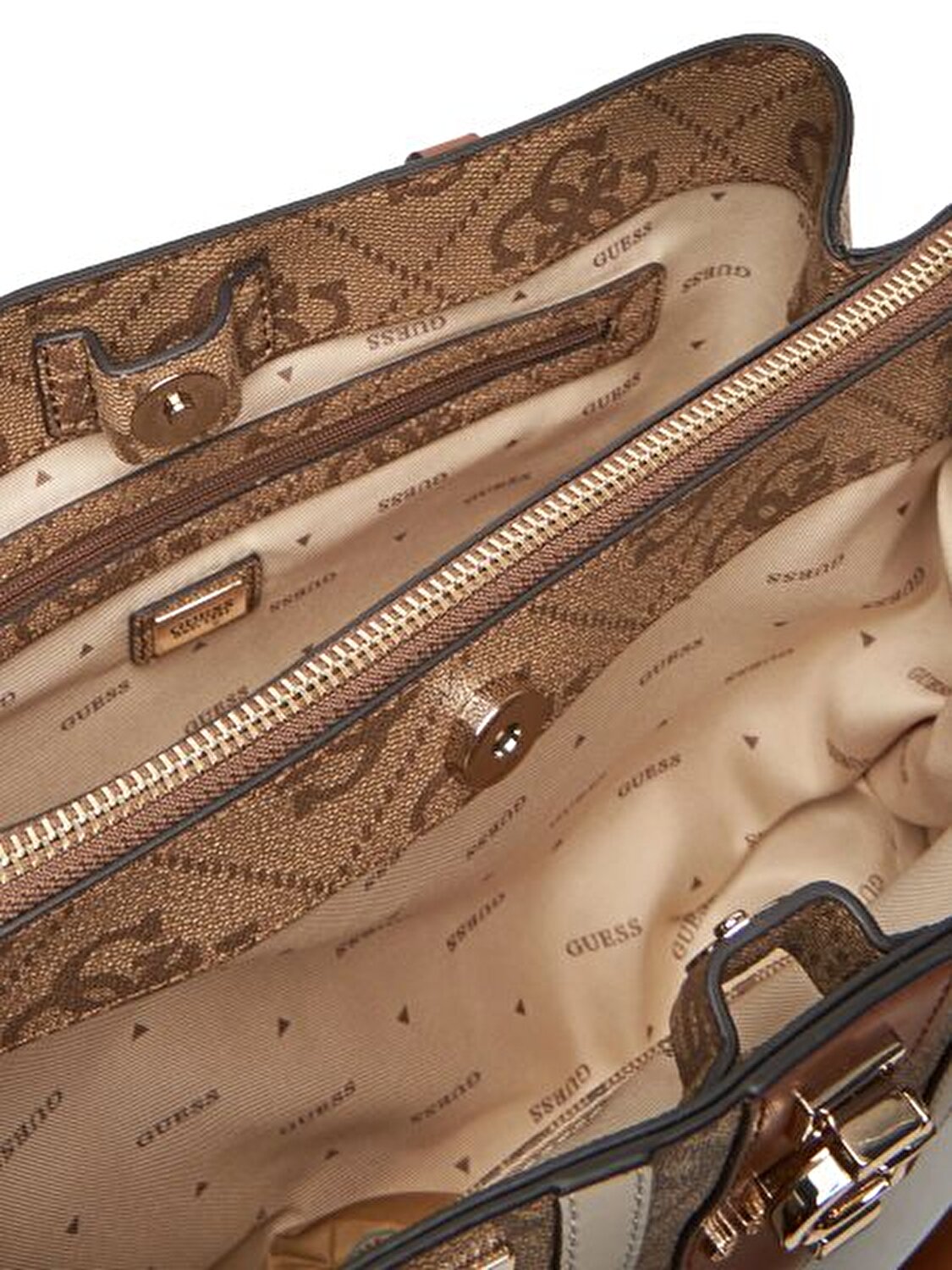 ERENIA GIRLFRIEND SA