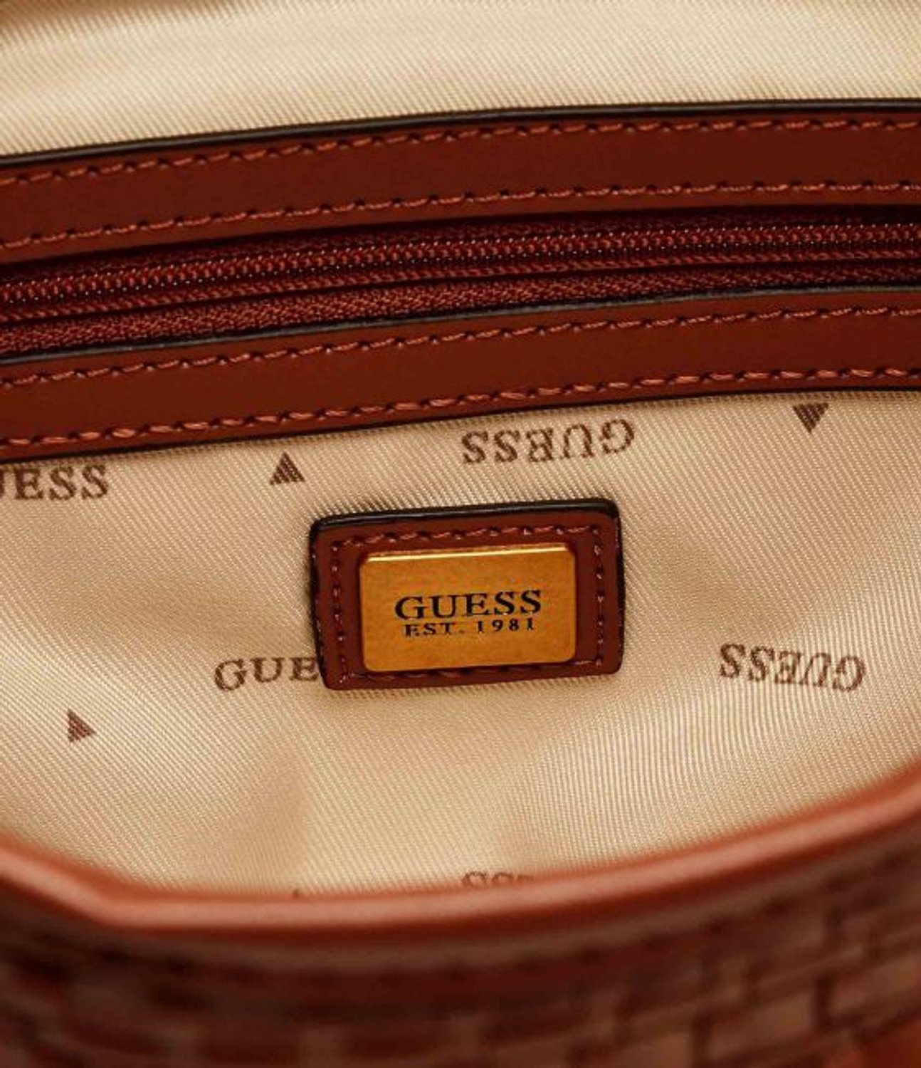 CAMDEN TABA KADIN MINI OMUZ ÇANTASI
