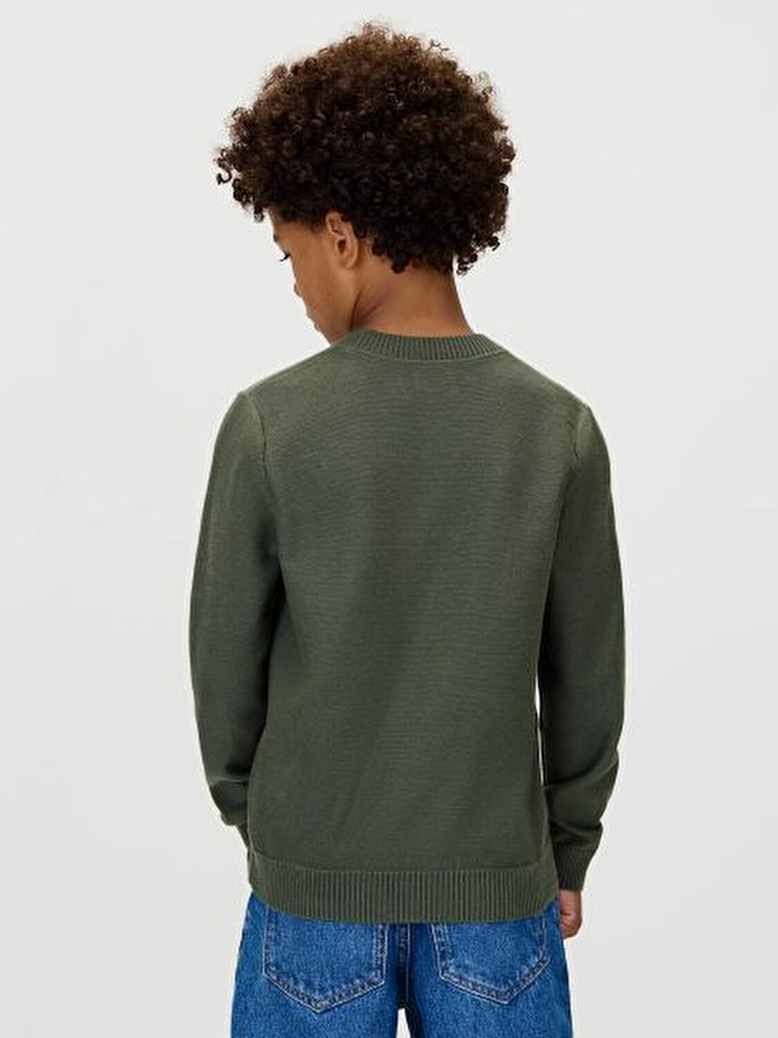 SWEATSHIRT