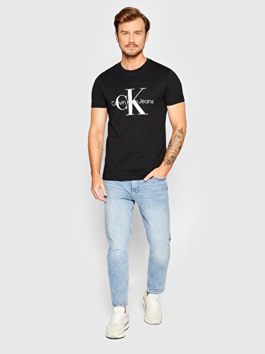 Calvin Klein Erkek Siyah Logo Detaylı Kısa Kollu T-Shirt