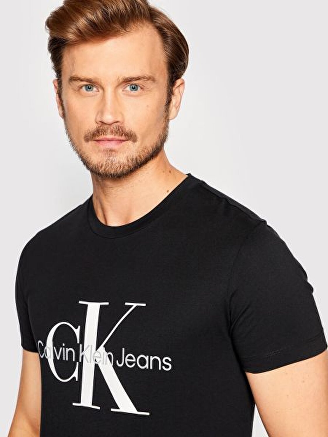 Calvin Klein Erkek Siyah Logo Detaylı Kısa Kollu T-Shirt