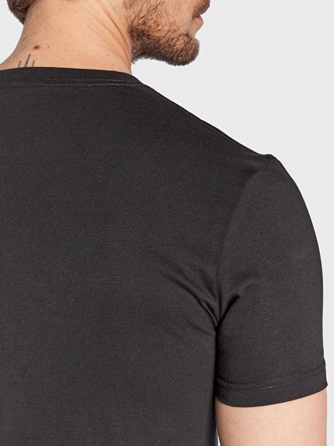 Calvin Klein Erkek Siyah Logo Detaylı Kısa Kollu T-Shirt