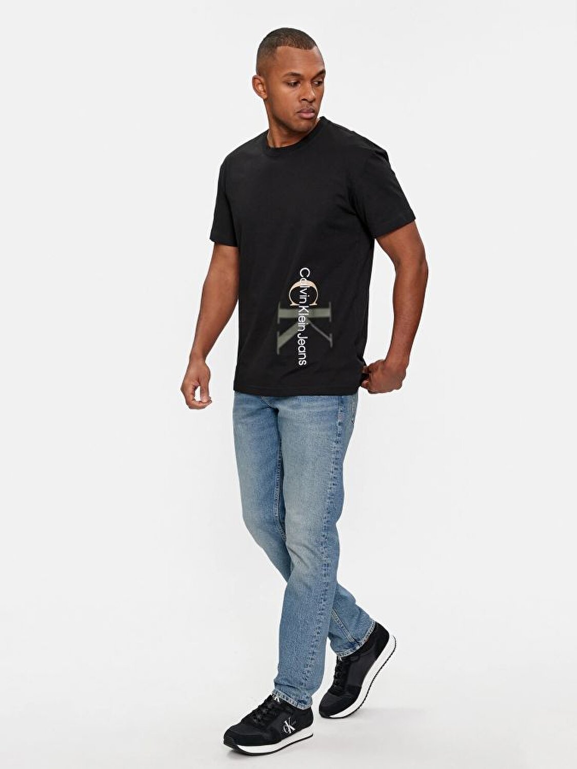 Calvin Klein Erkek Siyah Logo Detaylı Kısa Kollu T-Shirt
