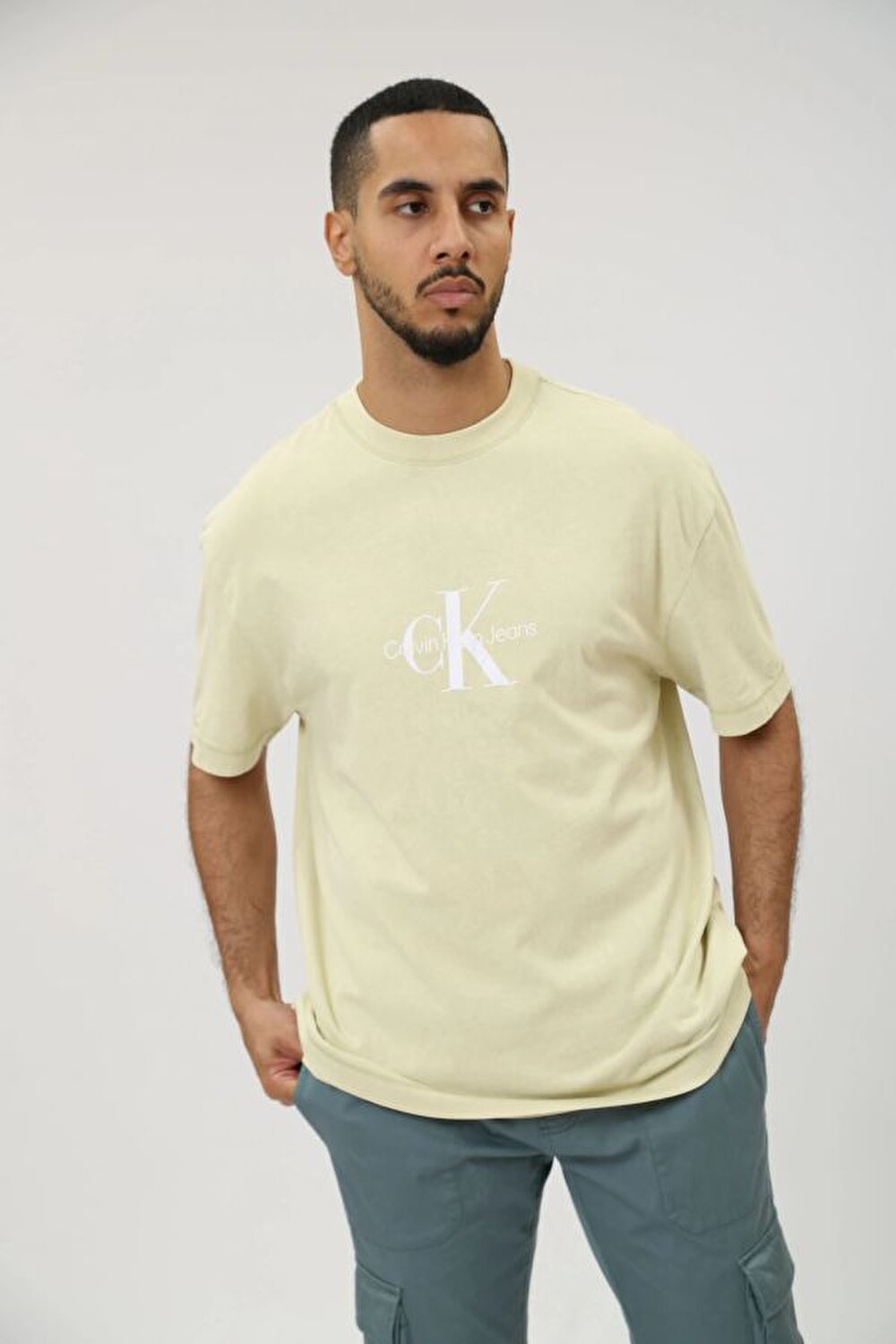 Calvin Klein Ye il ERKEK Calvin Klein Erkek Logo Detayl T Shirt 8720109452006 JeansLab