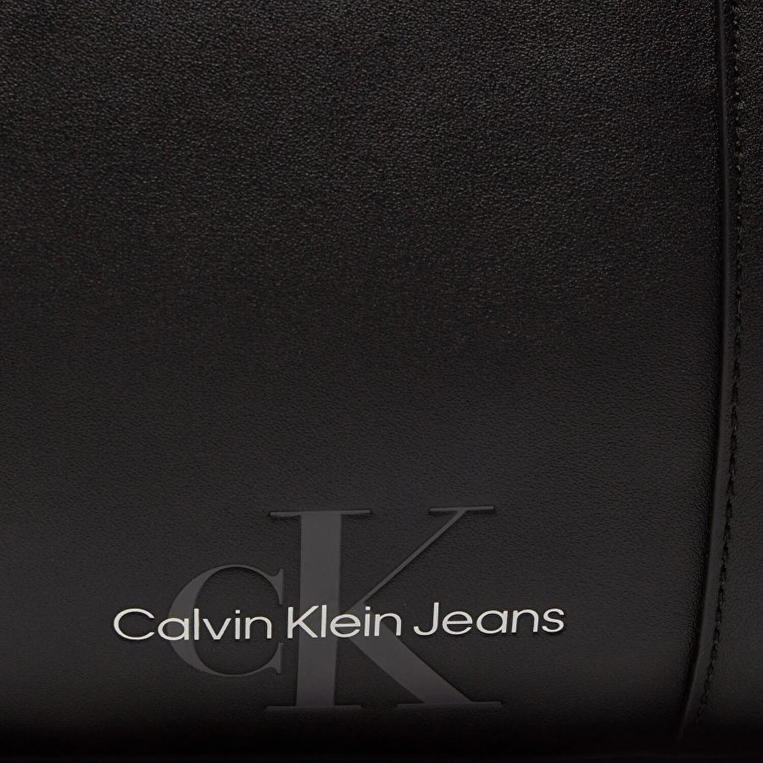 MONOGRAM SOFT FLIGHT DUFFLE43