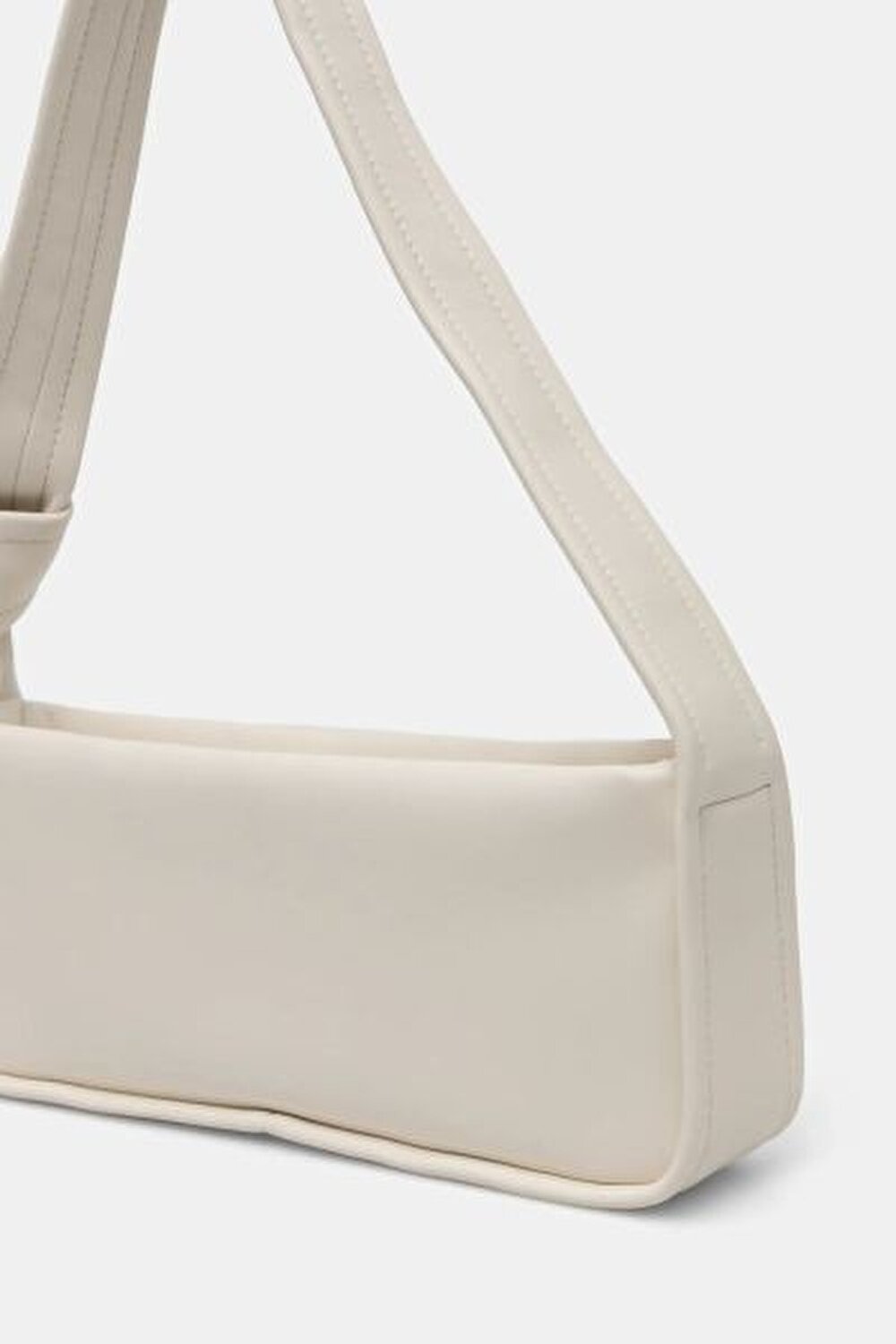 KNOTTED SHOULDER BAG26