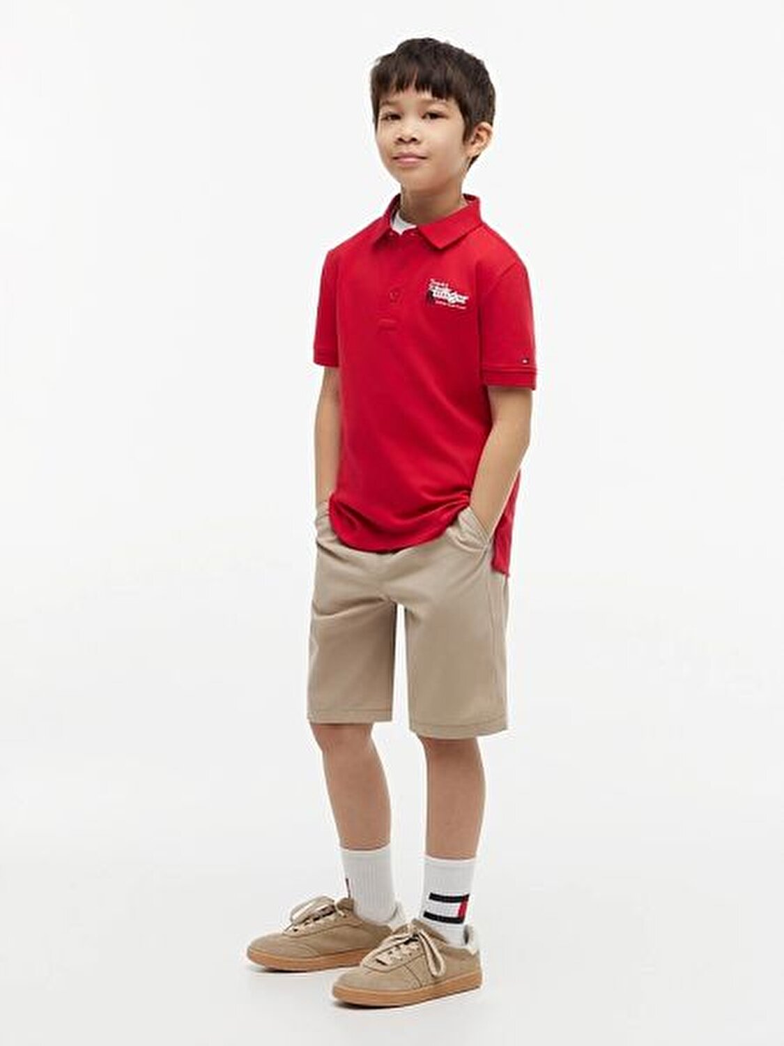 KIRMIZI LOGOLU ERKEK ÇOCUK POLO T-SHIRT