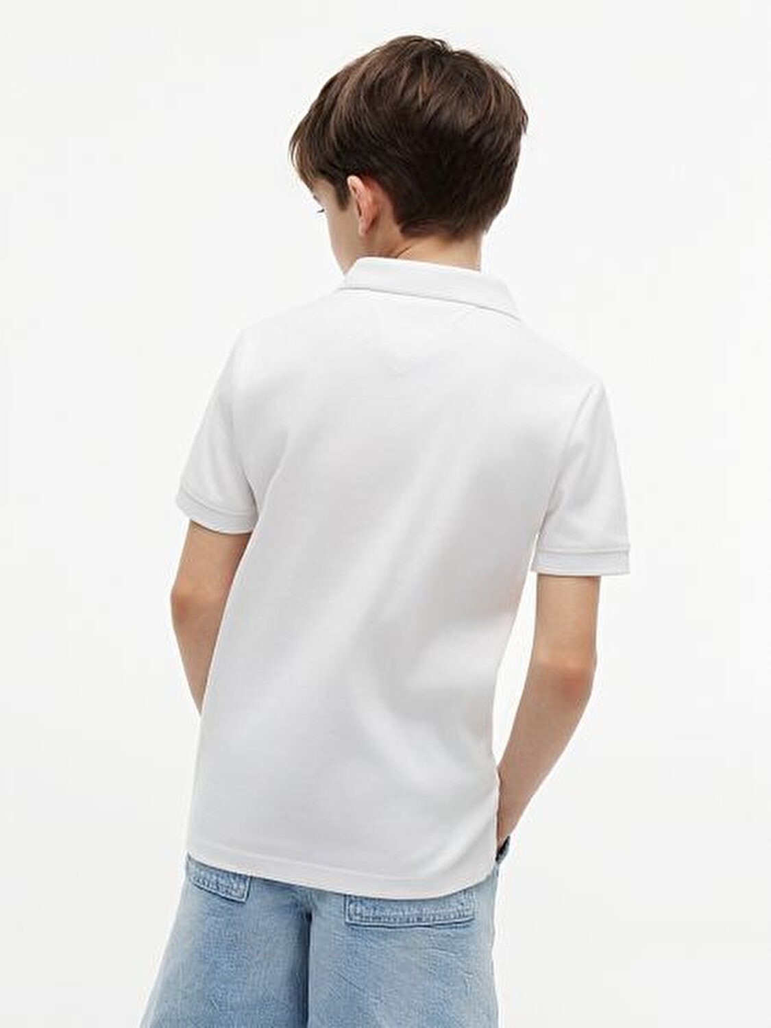 BEYAZ LOGOLU ERKEK ÇOCUK POLO T-SHIRT