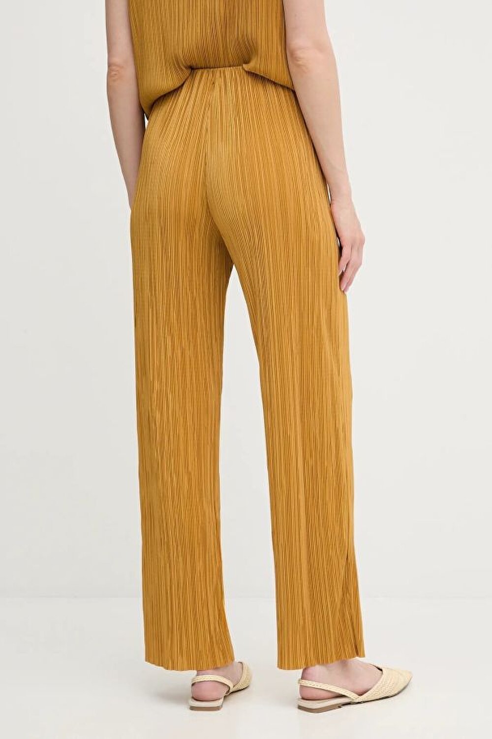 PANTOLON