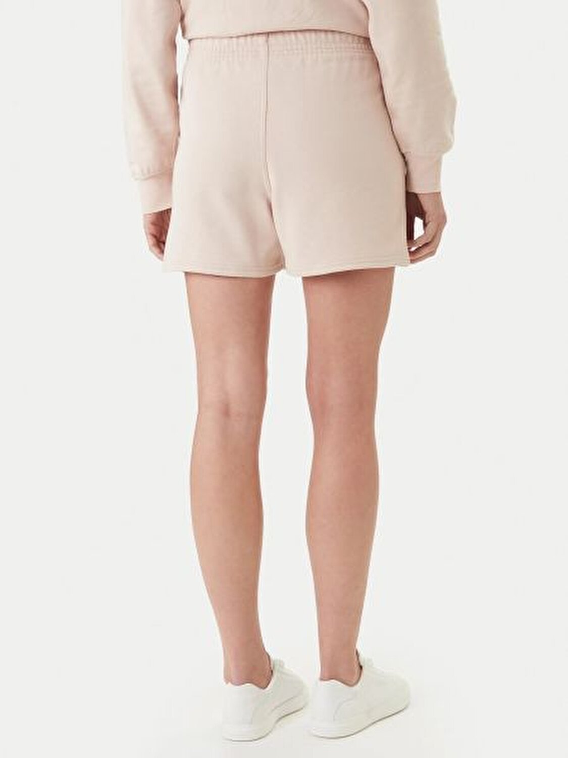 BEJ LOGOLU KADIN ŞORT