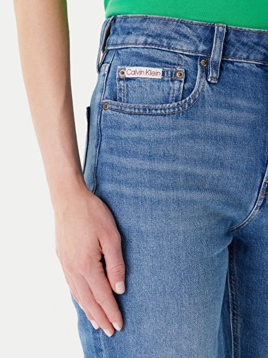 HIGH RISE STRAIGHT INDIGO CHANNE