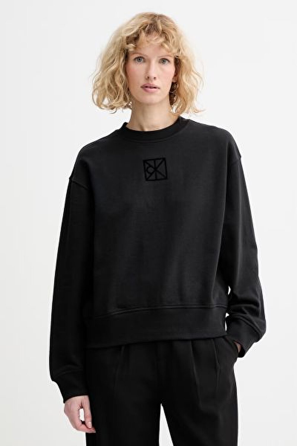 SİYAH LOGOLU KADIN SWEATSHIRT