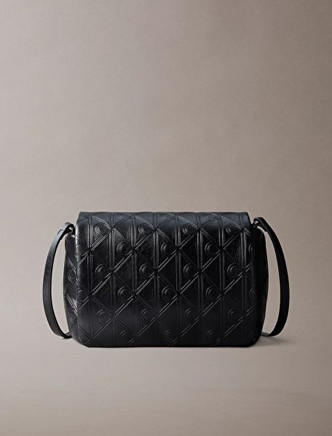 EMBLEM AOP PUFFER FLAP SİYAH KADIN ÇAPRAZ ÇANTA