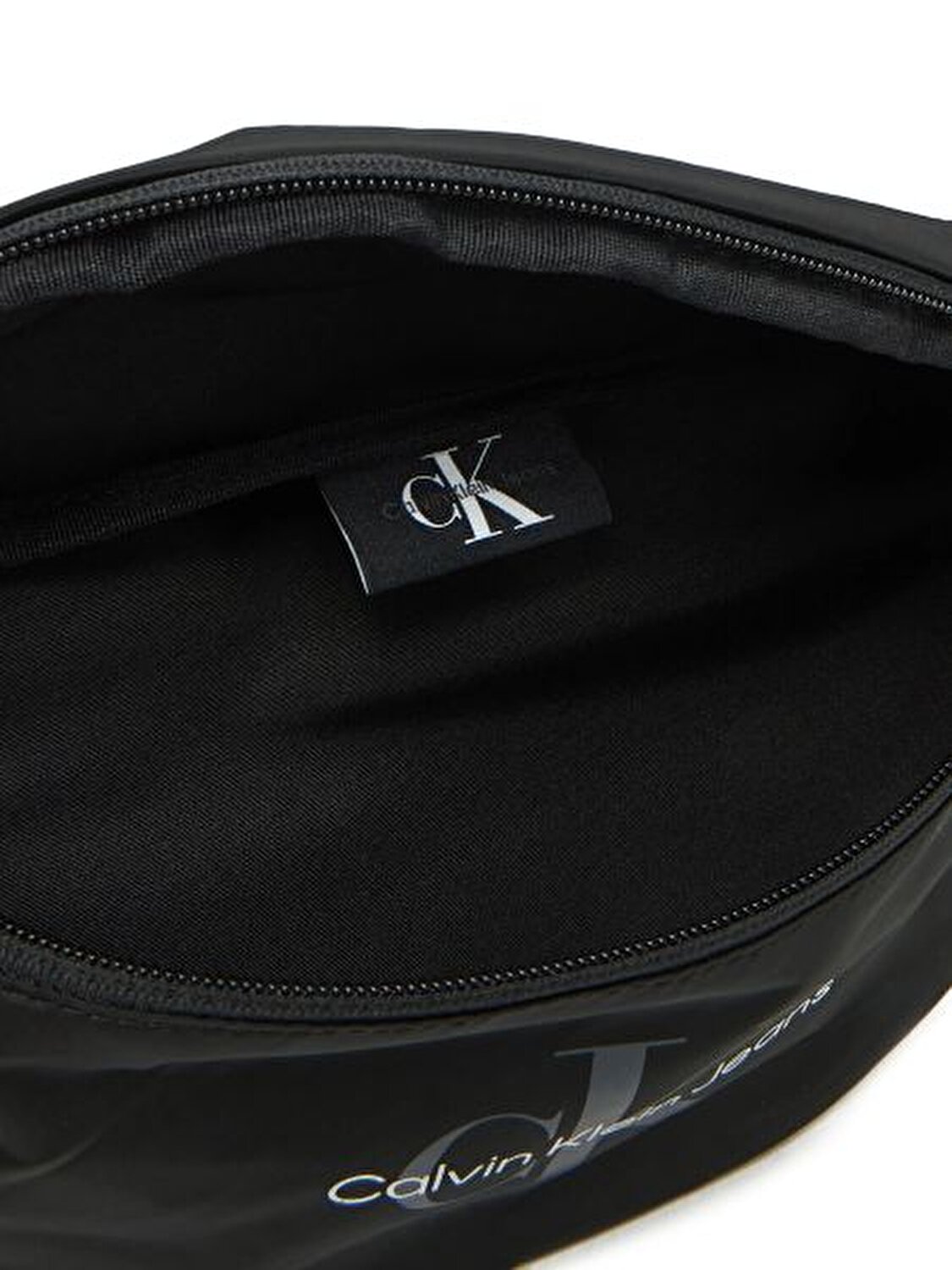 SPORT ESSENTIALS WAISTBAG 38