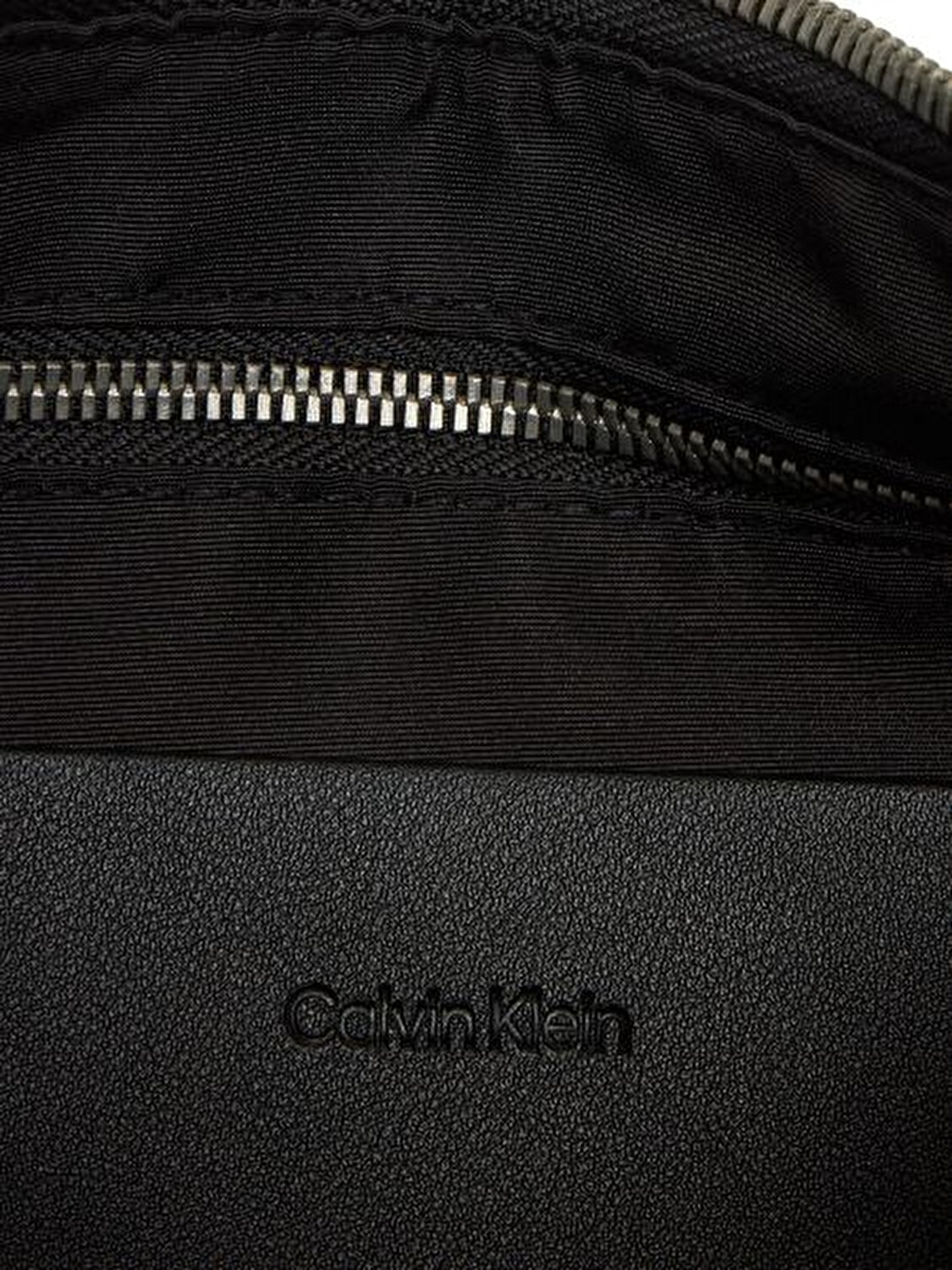 DROP MONOGRAM LG SHOULDER BAG