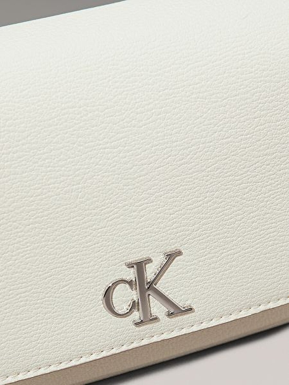 MINIMAL MONOGRAM SHOULDER BAG20