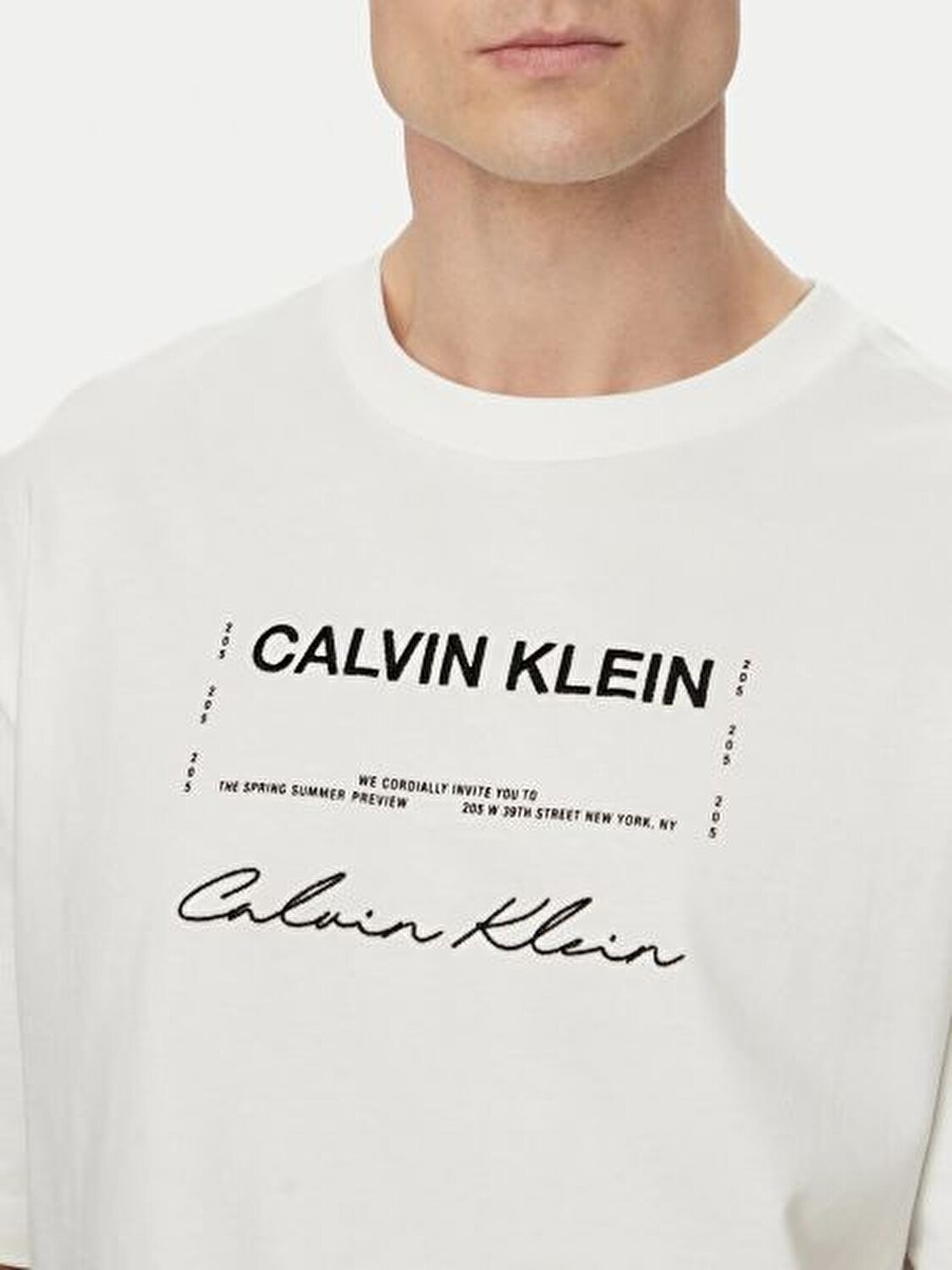 BEYAZ LOGOLU BASKILI ERKEK T-SHIRT