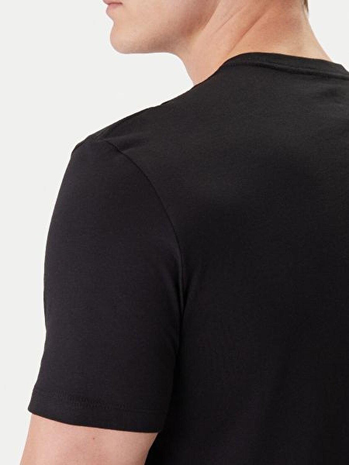 SİYAH LOGOLU ERKEK T-SHIRT
