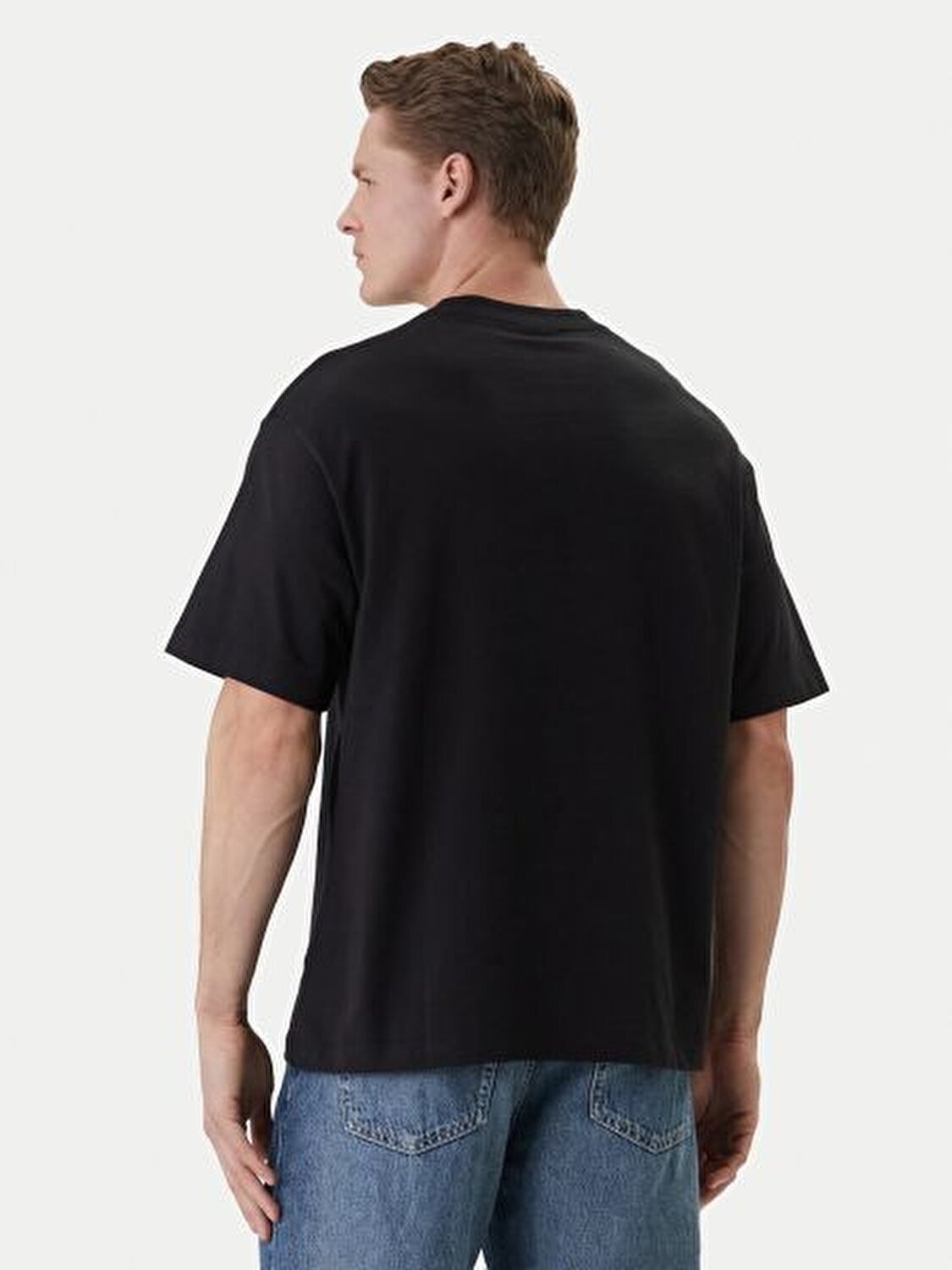 SİYAH LOGOLU ERKEK T-SHIRT
