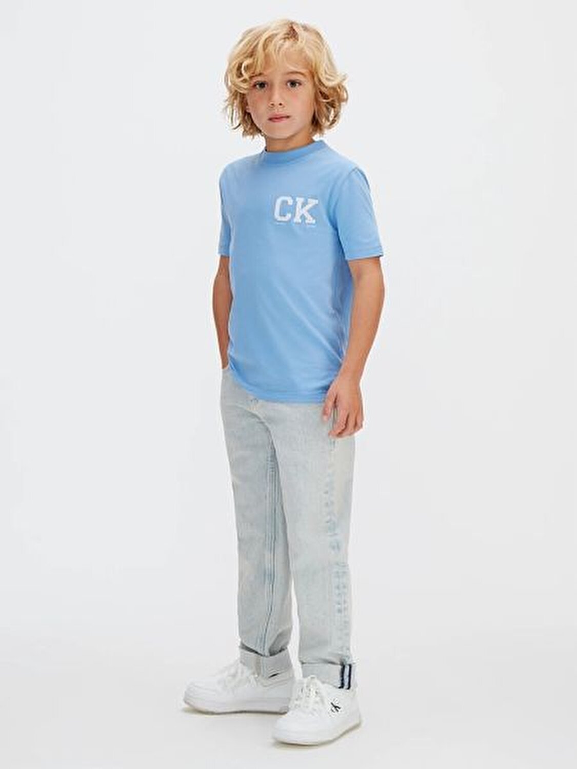 MAVİ LOGOLU ERKEK ÇOCUK T-SHIRT