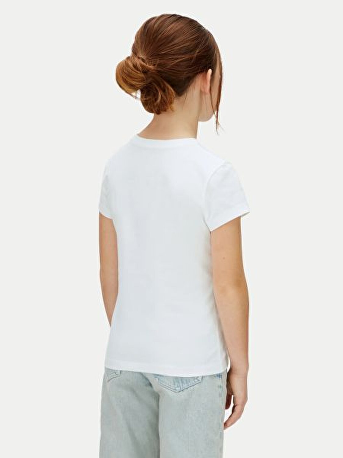 BEYAZ LOGOLU KIZ ÇOCUK T-SHIRT