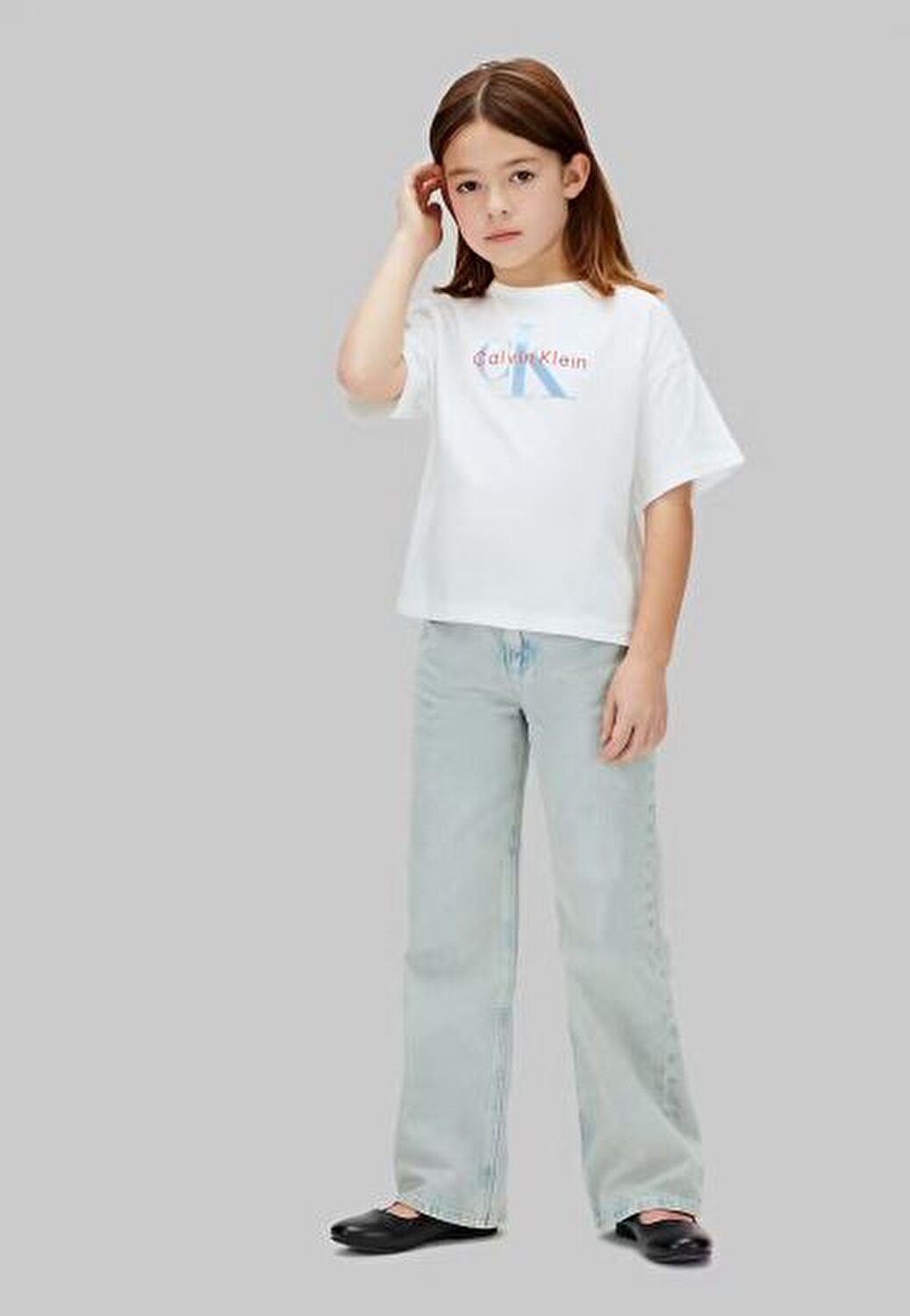 BEYAZ LOGOLU KIZ ÇOCUK T-SHIRT