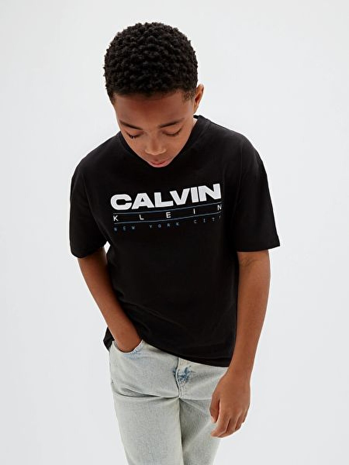SİYAH LOGOLU ERKEK ÇOCUK T-SHIRT