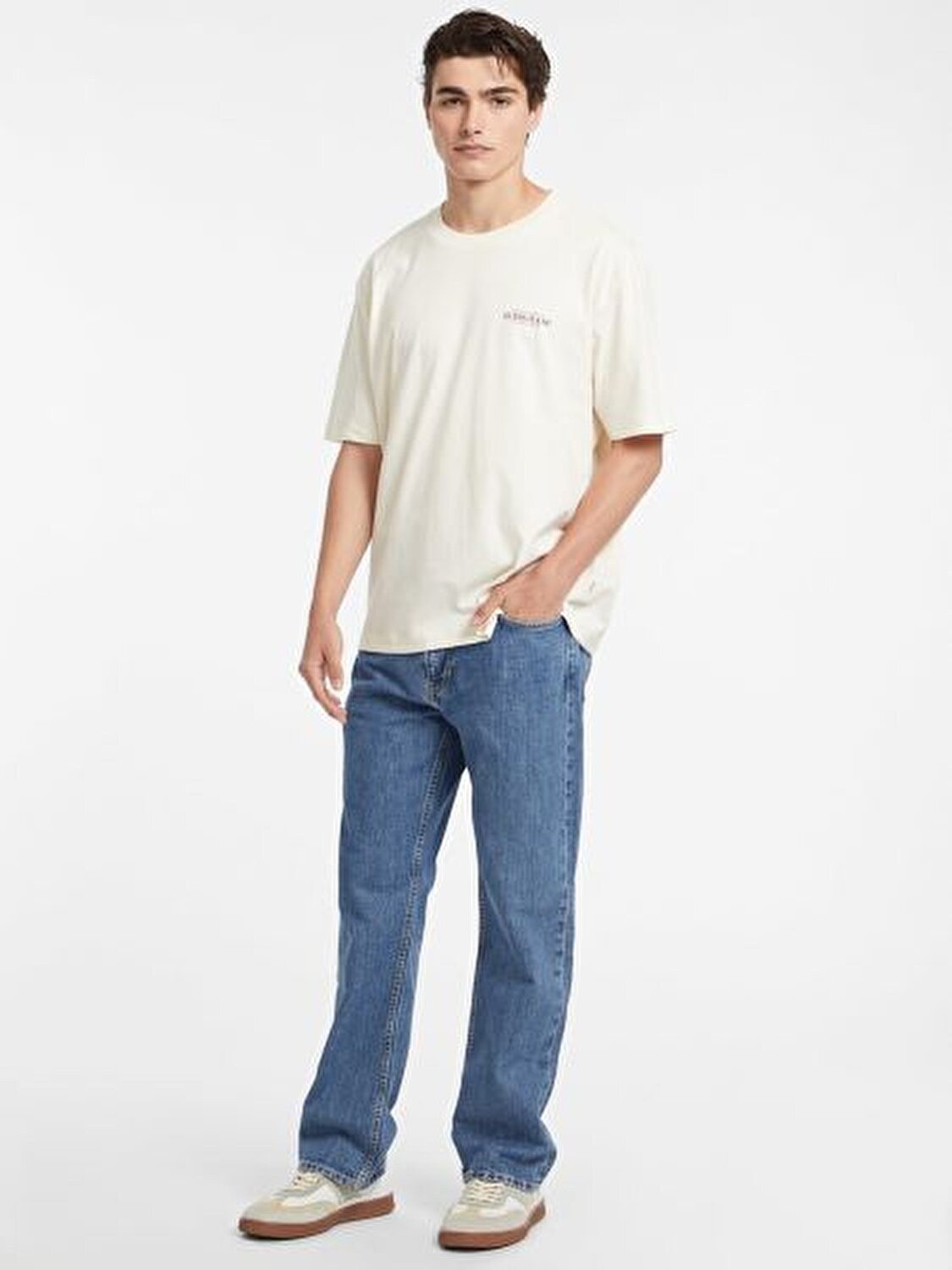 T-SHIRT