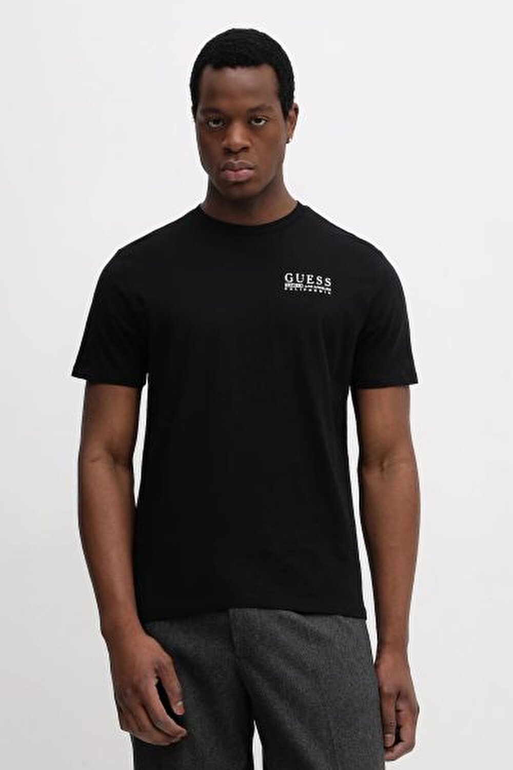SİYAH LOGOLU ERKEK T-SHIRT