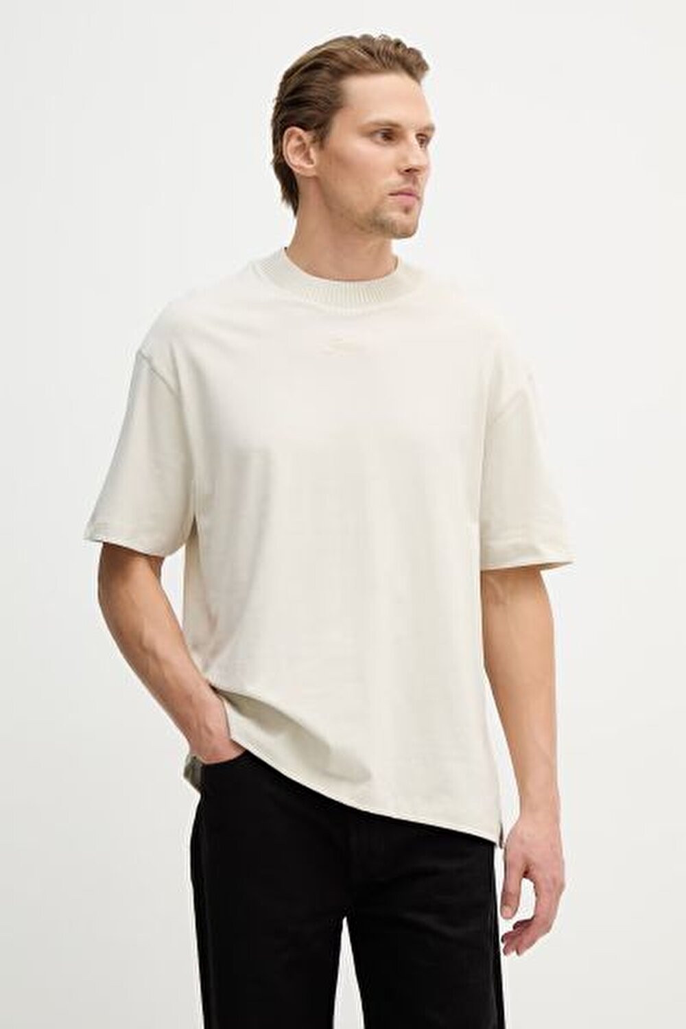 BEJ LOGOLU ERKEK T-SHIRT