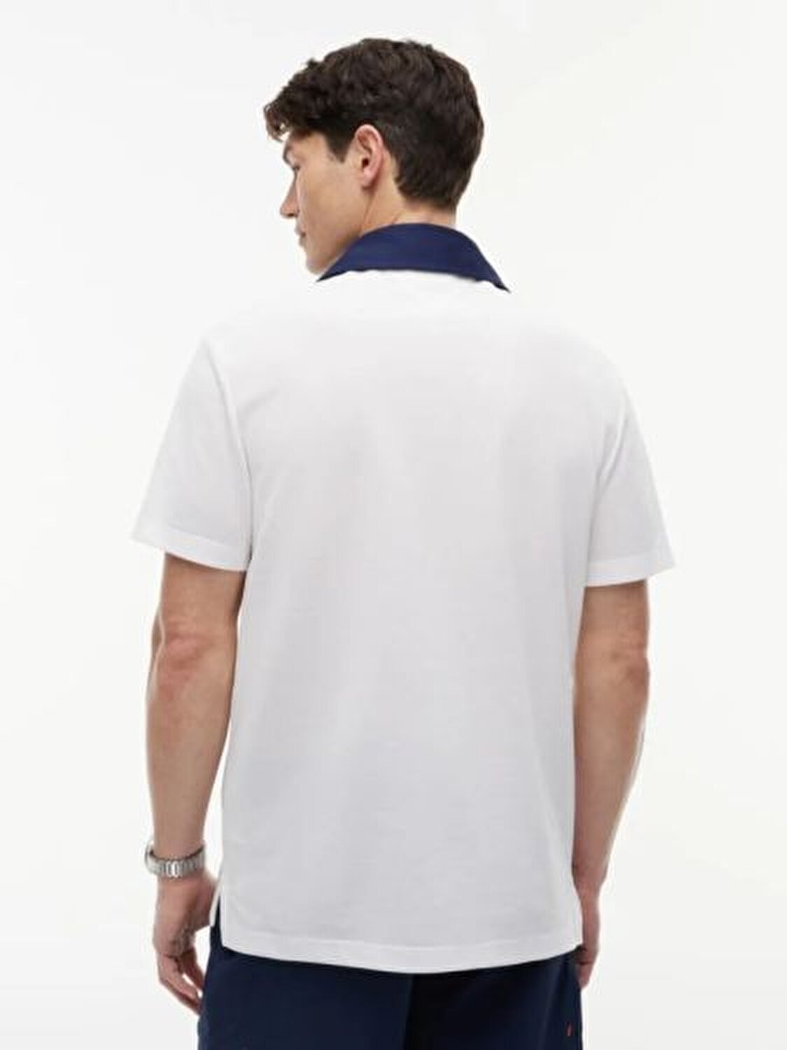 BEYAZ LOGOLU ERKEK POLO T-SHIRT