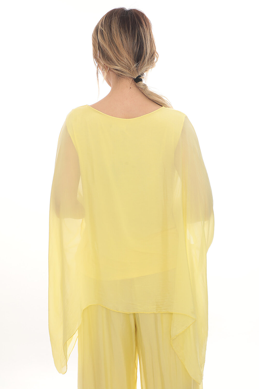 SARI PUL DETAYLI KADIN BLUZ