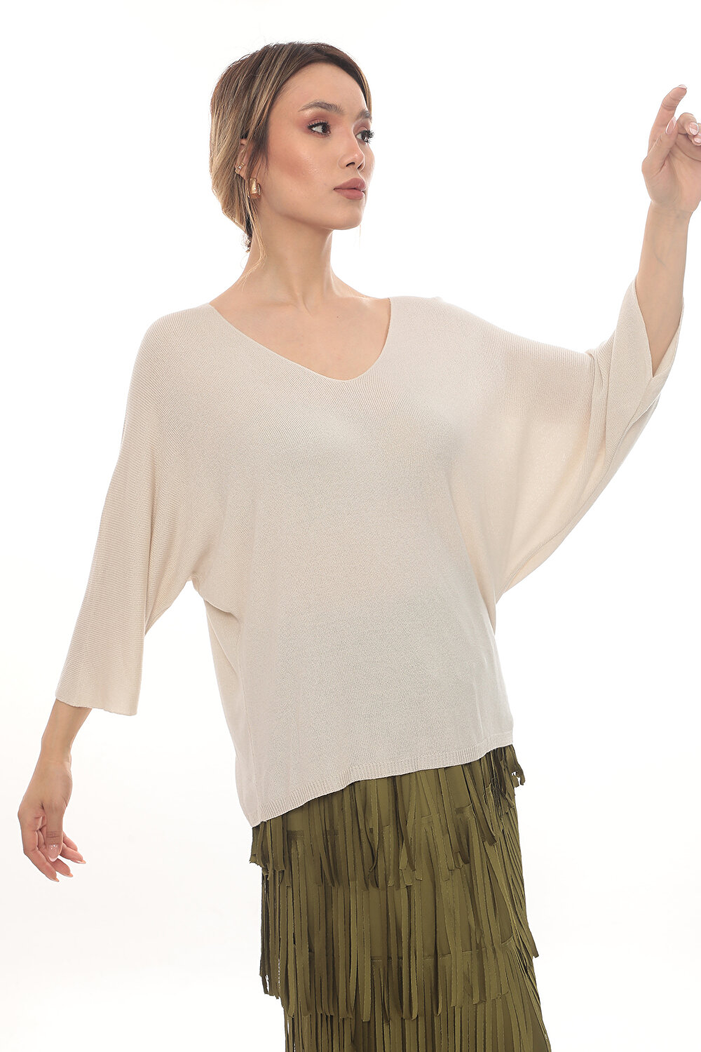 BEJ V YAKA KADIN TRİKO