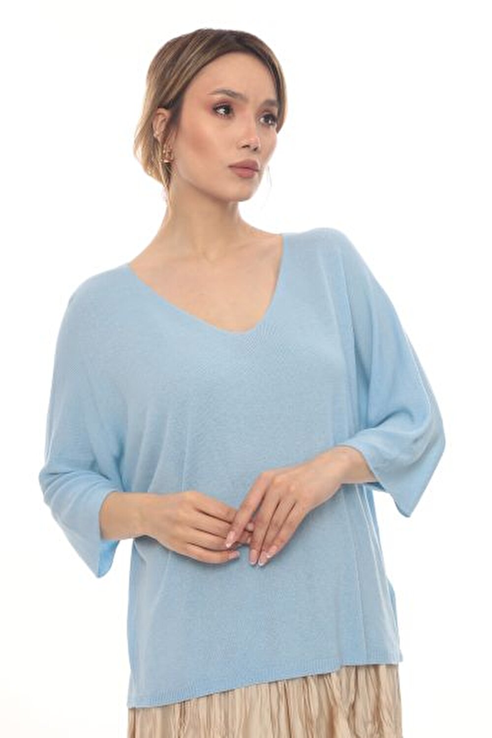 MAVİ V YAKA KADIN TRİKO