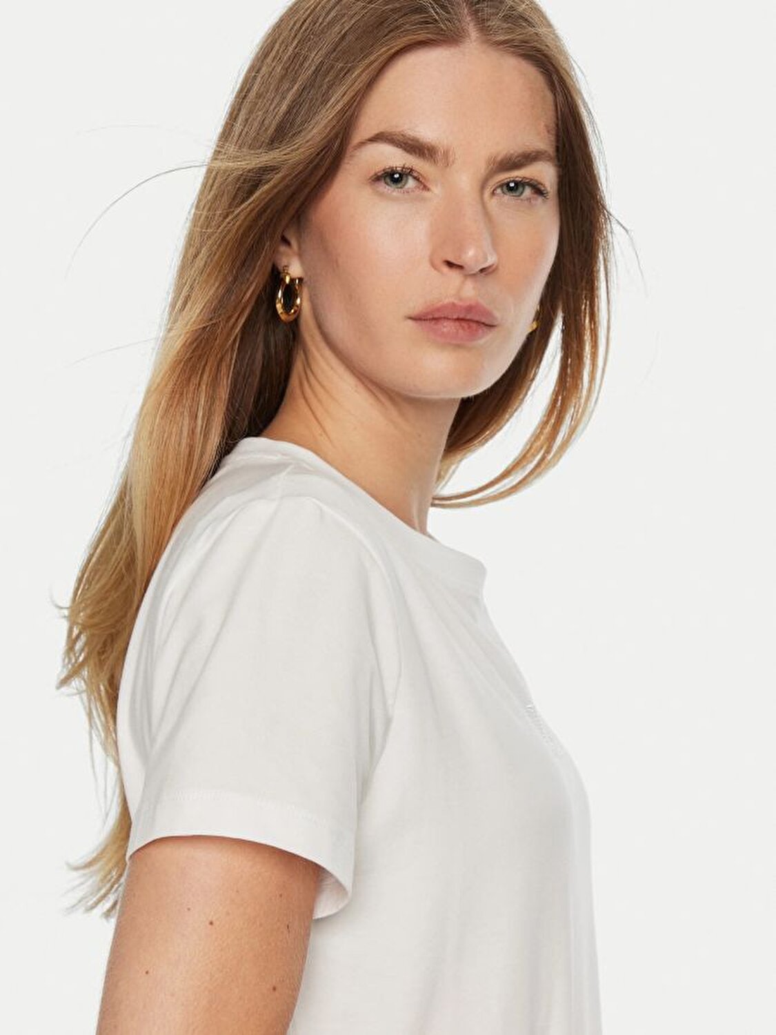 BEYAZ BASKILI KADIN T-SHIRT