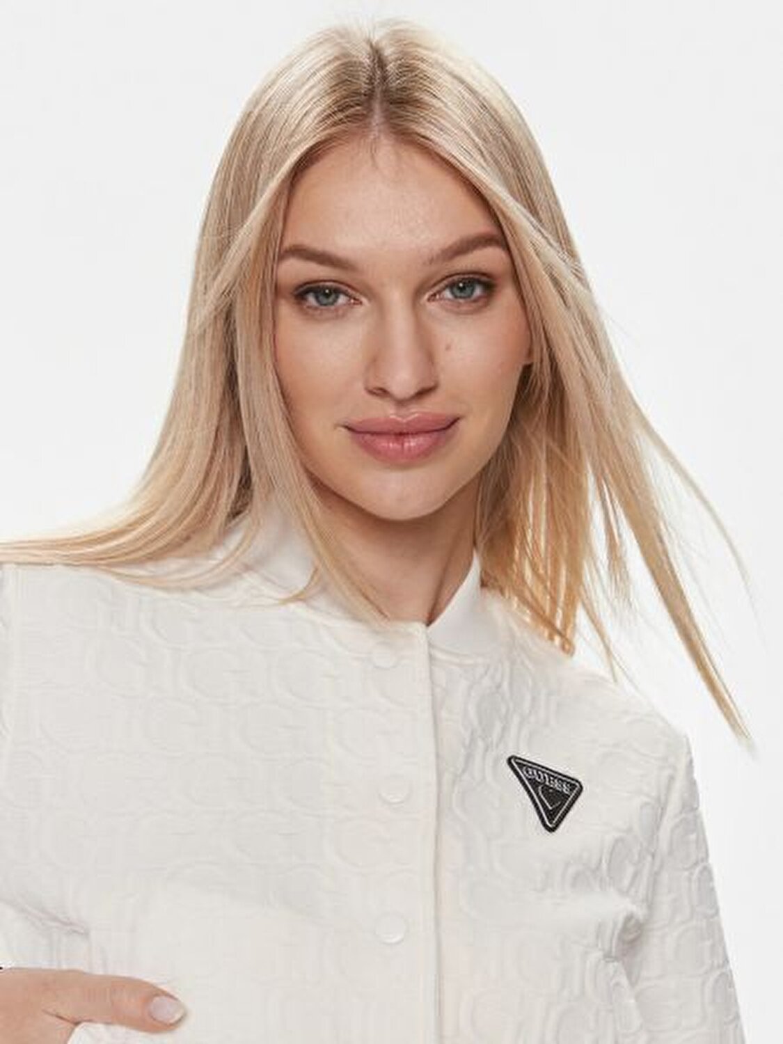 BEYAZ KABARTMALI LOGOLU KADIN SWEATSHIRT