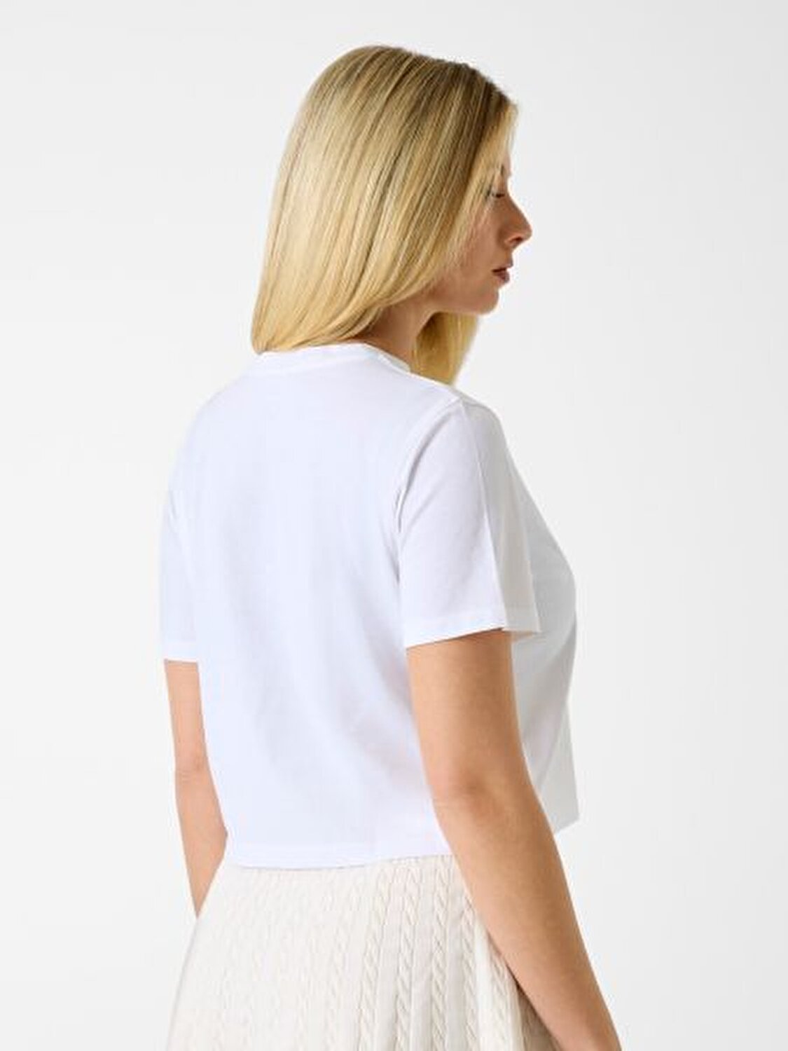 BEYAZ BASKILI KADIN T-SHIRT