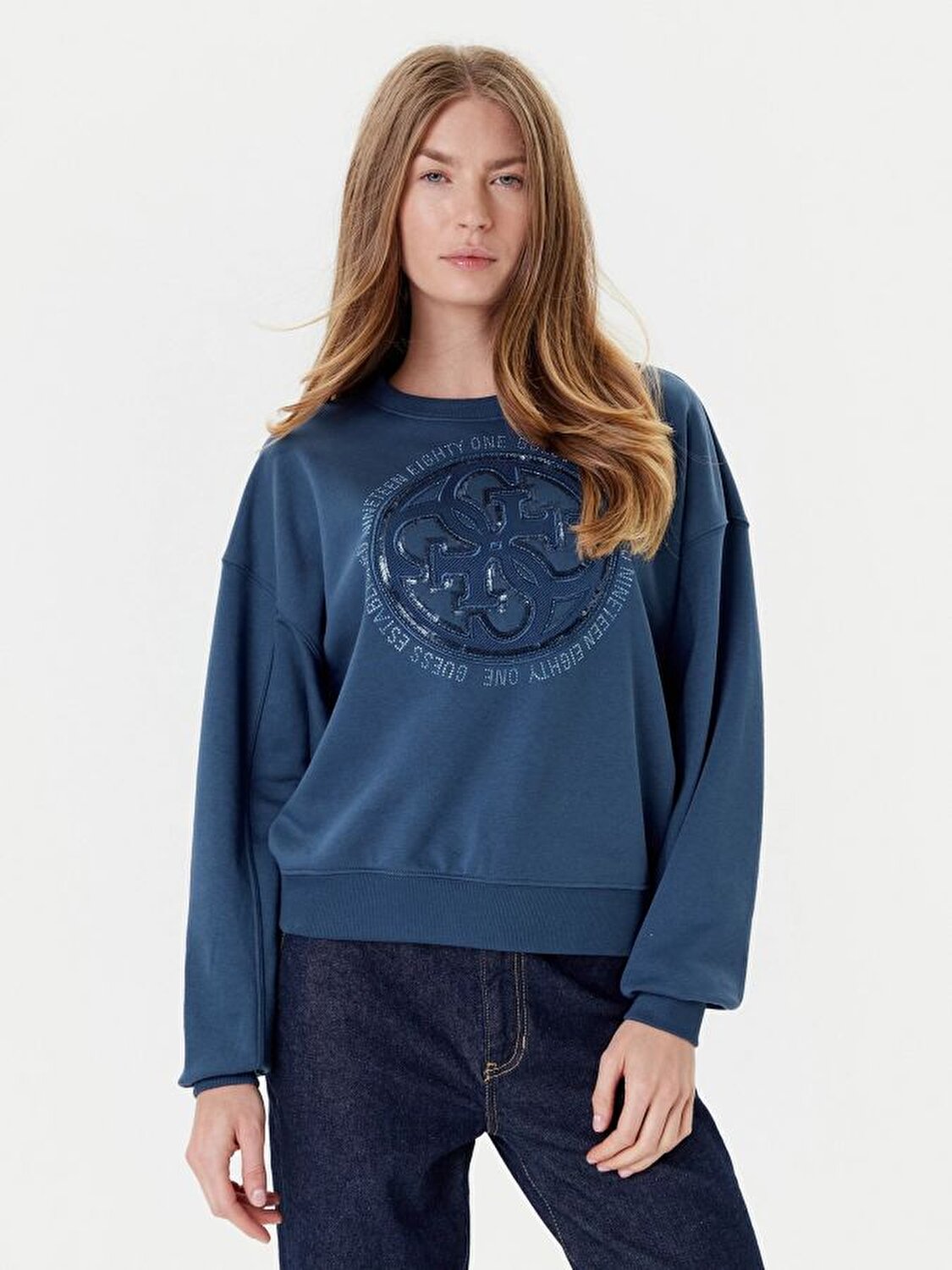 SWEATSHIRT