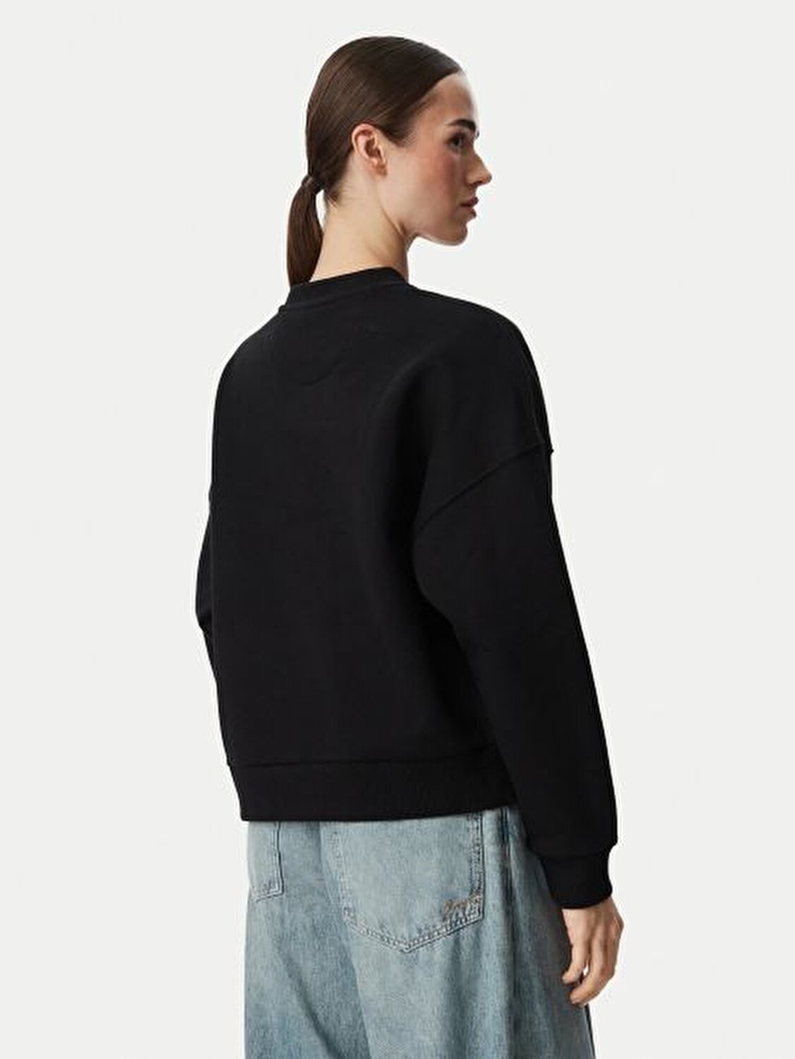 SİYAH LOGOLU KADIN SWEATSHIRT