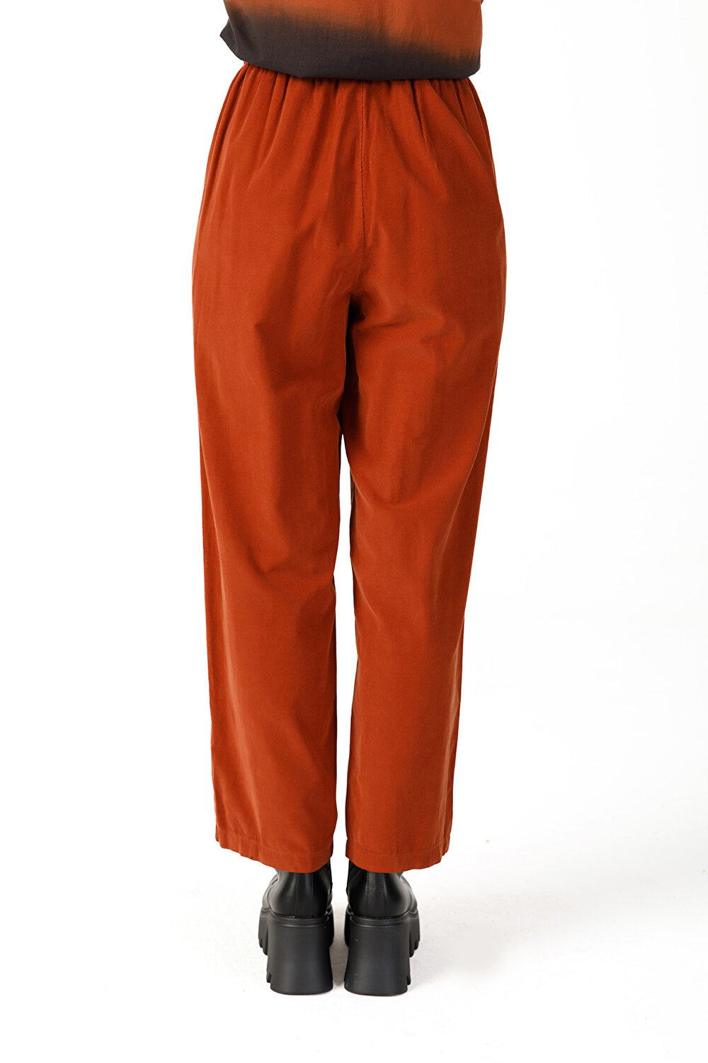 PANTOLON