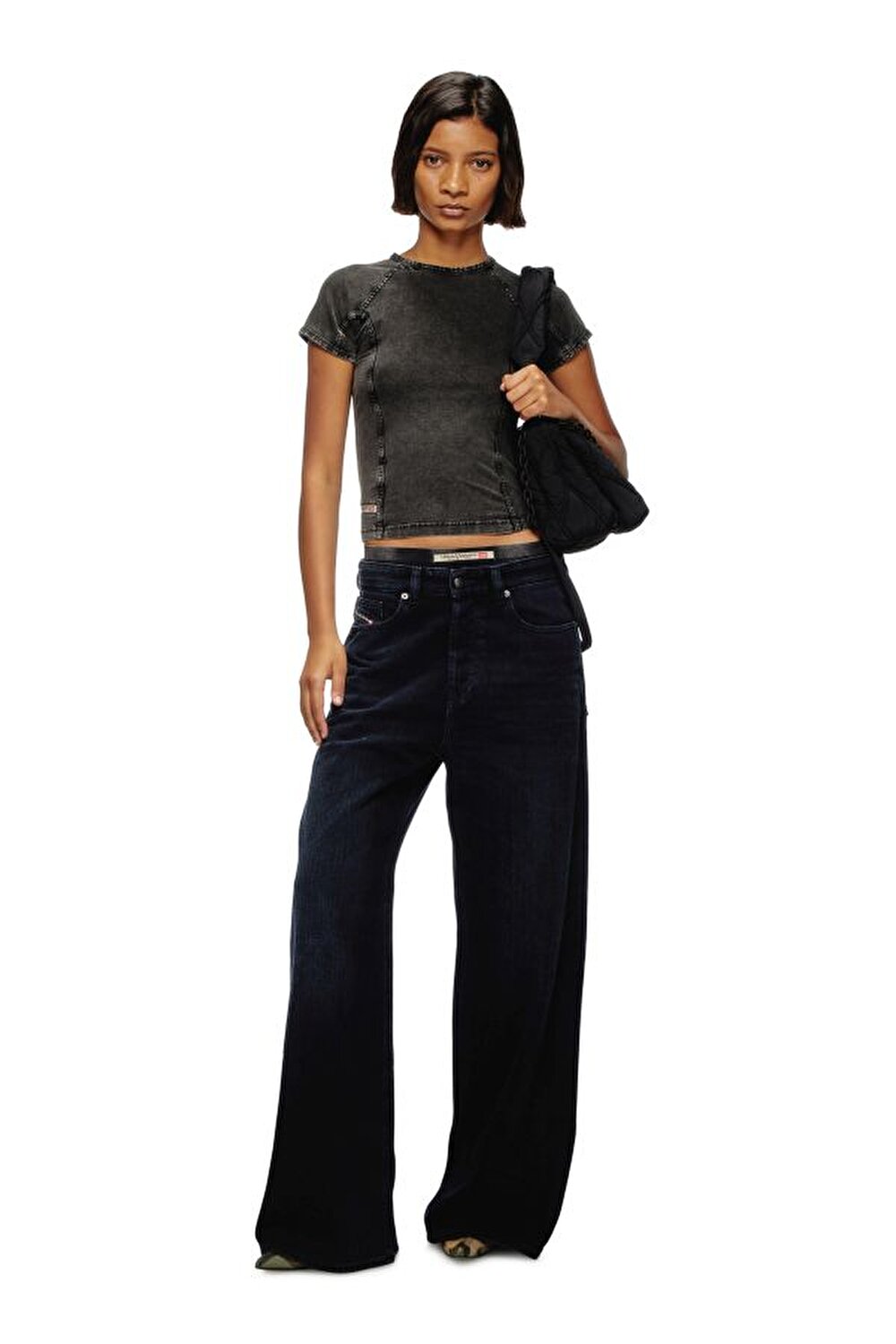 CHARM-D SHOULDER M SHOULDER BAG