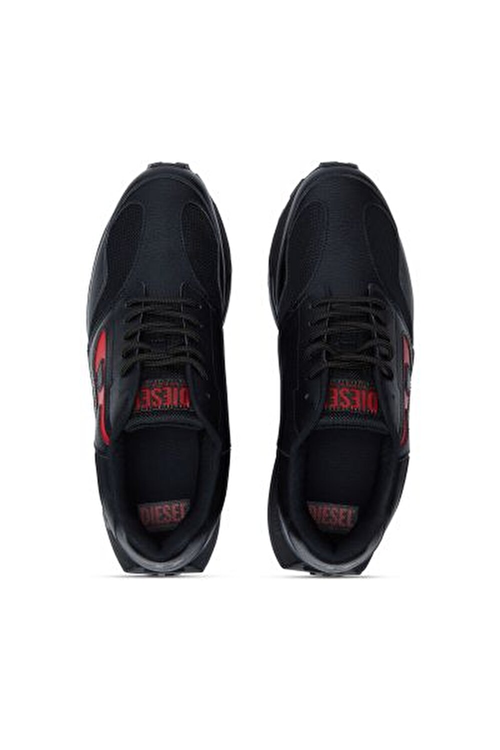 S-TAME-D RUNNING SNEAKERS
