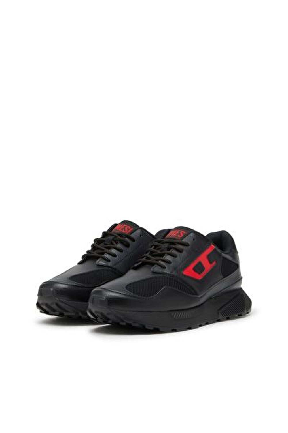 S-TAME-D RUNNING SNEAKERS